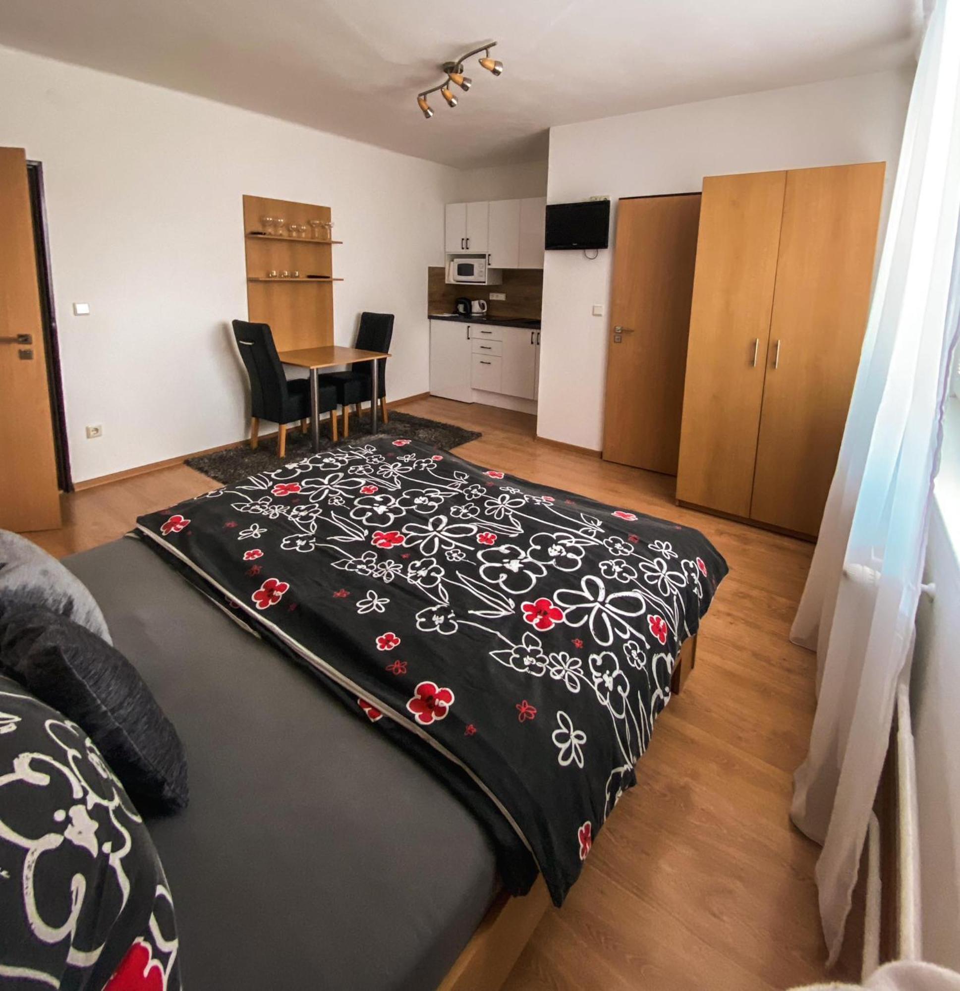 Apartmanovy Dom Adriana Zuberec Exterior photo