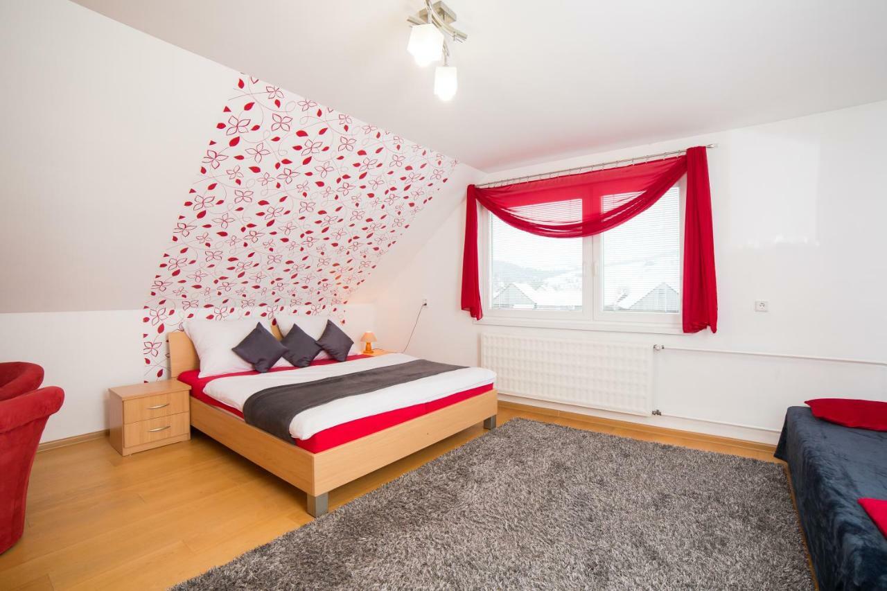 Apartmanovy Dom Adriana Zuberec Exterior photo